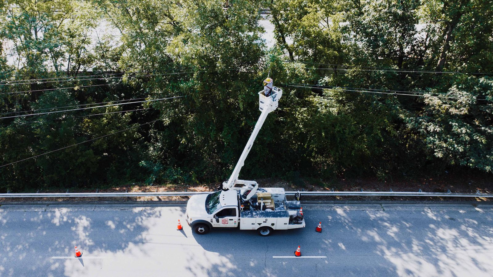 How Enterprise Photo Requirements Are Reshaping Subcontracting